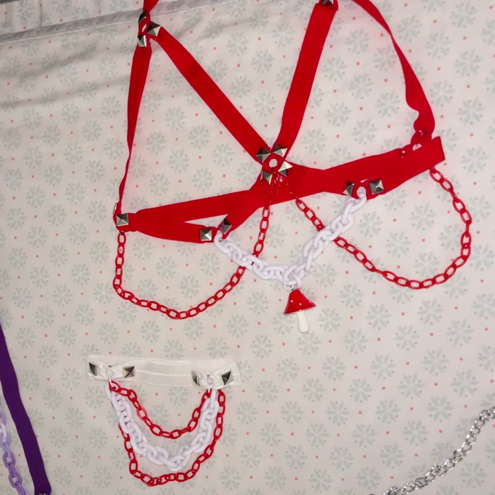 Mushroom harness & garter